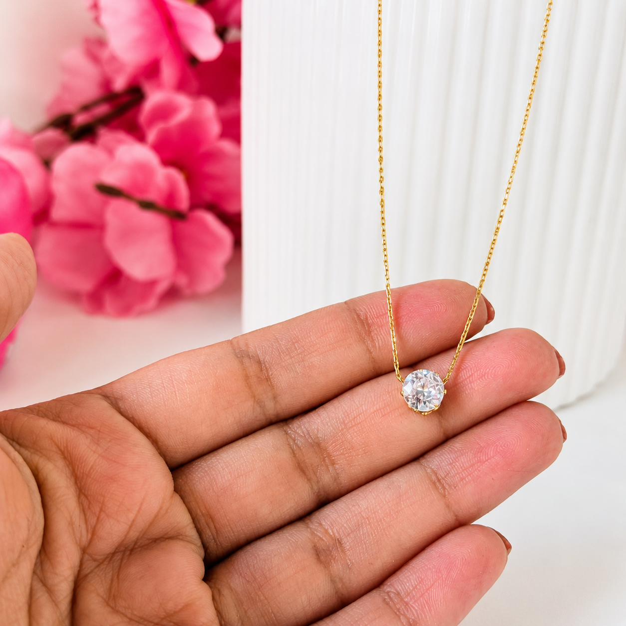 Minimalist Round Solitaire Pendant - Anti tarnish
