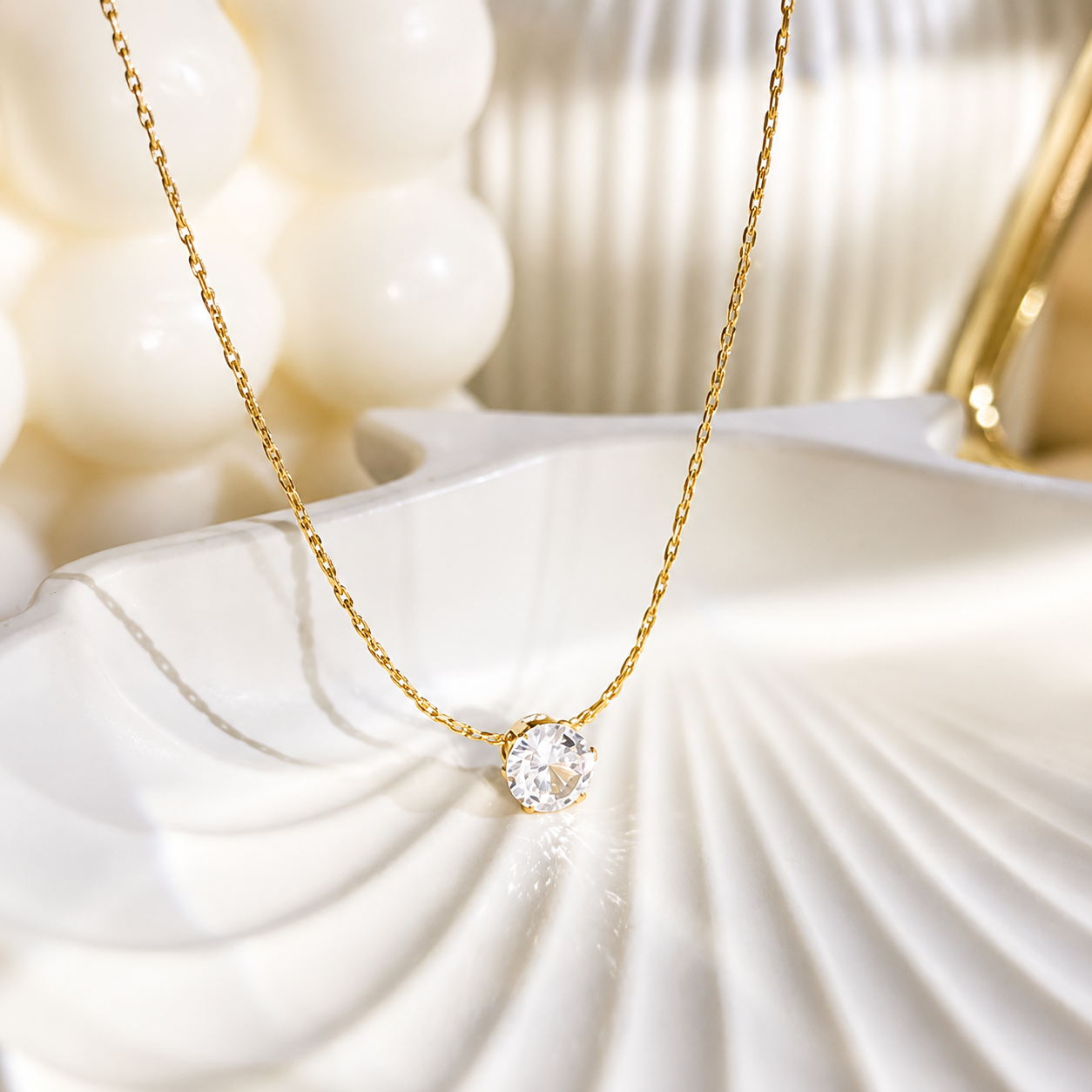 Minimalist Round Solitaire Pendant - Anti tarnish