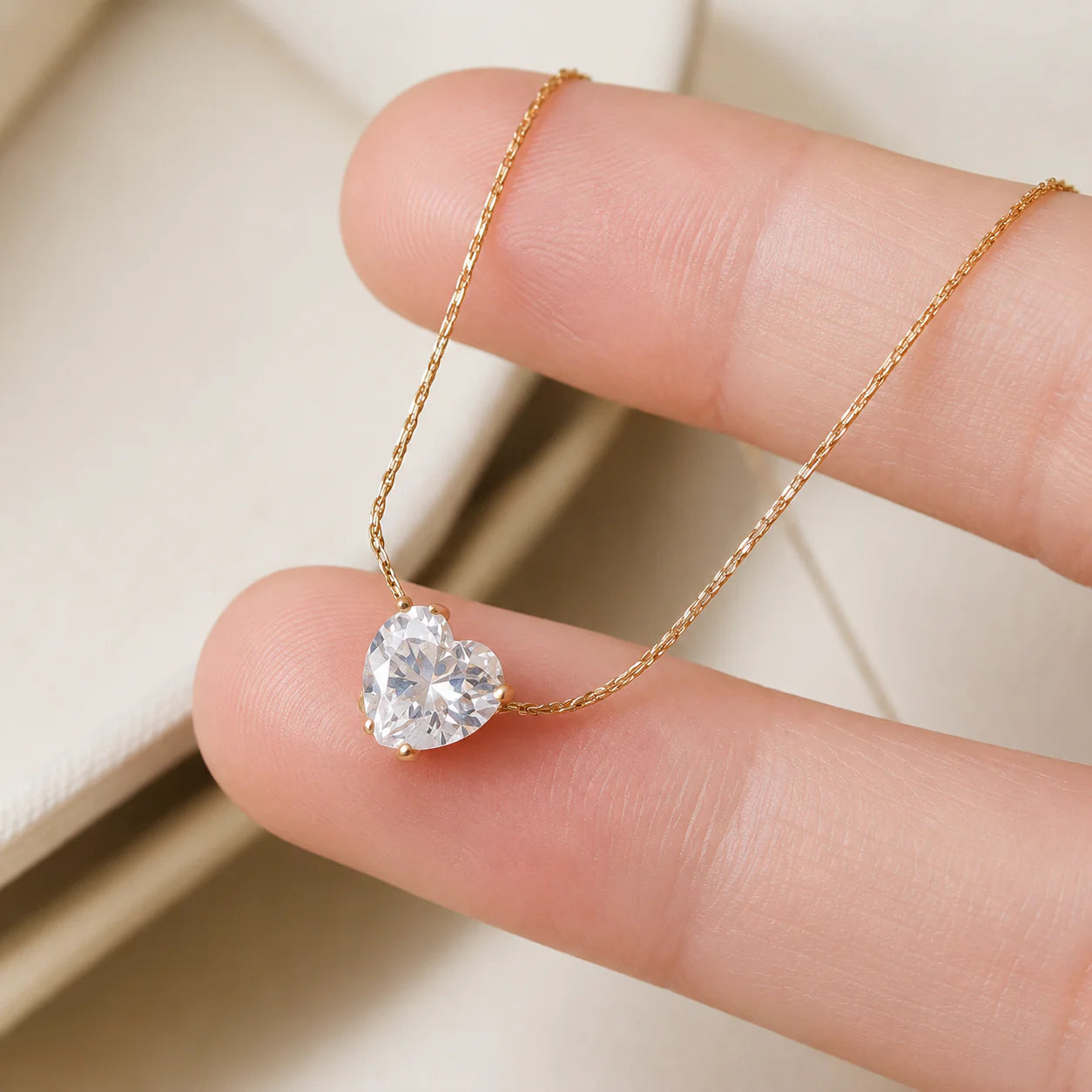 Minimalist Heart Pendant Necklace - Anti tarnish