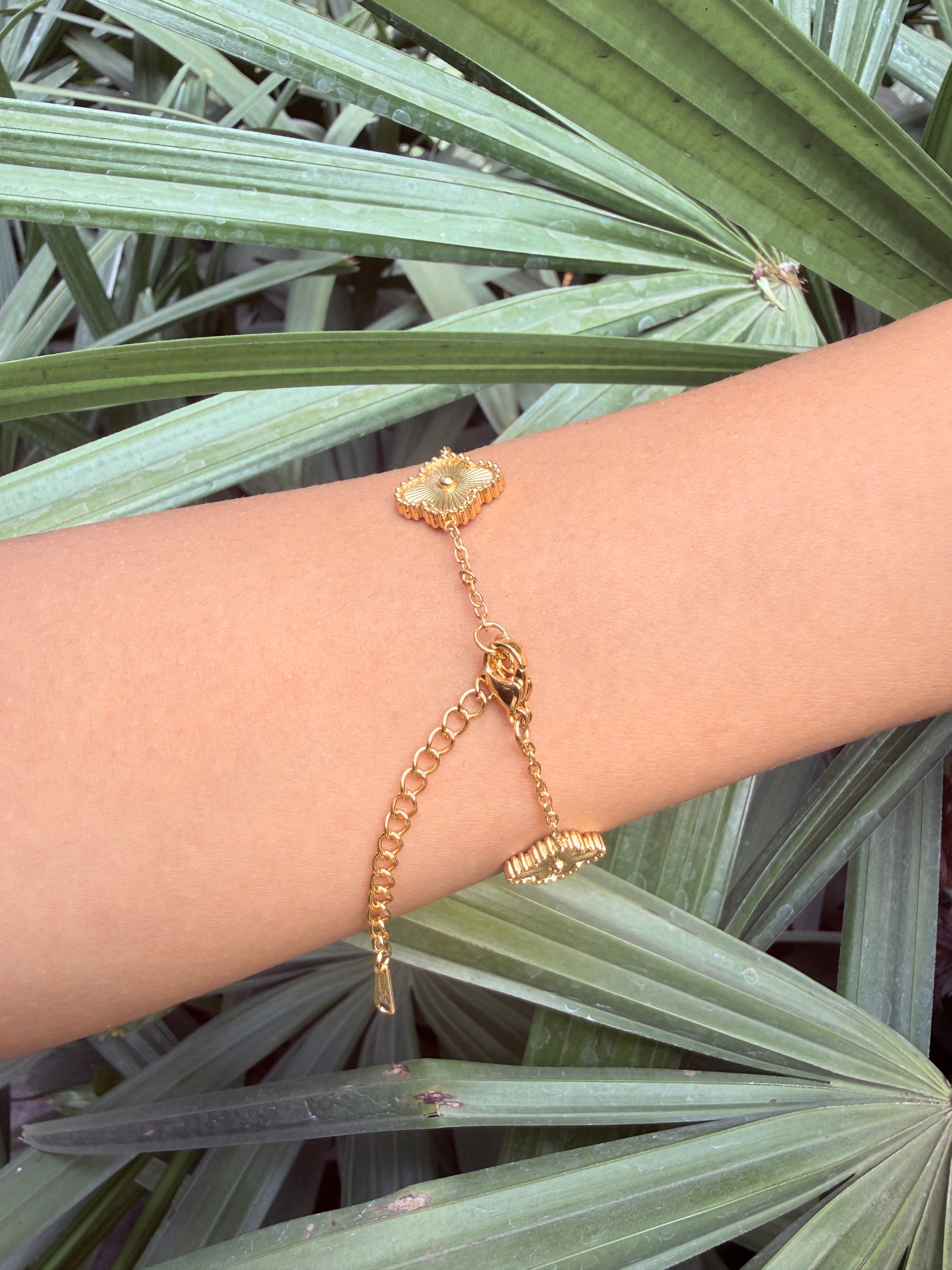 Golden Four leaf Clover Bracelet